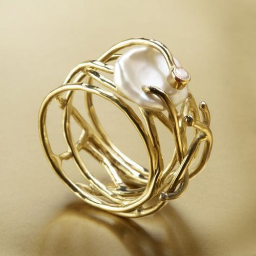 Delicate Gold Pearl Ring
