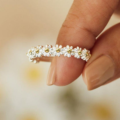 Garden - Adjustable Silver Daisy Ring