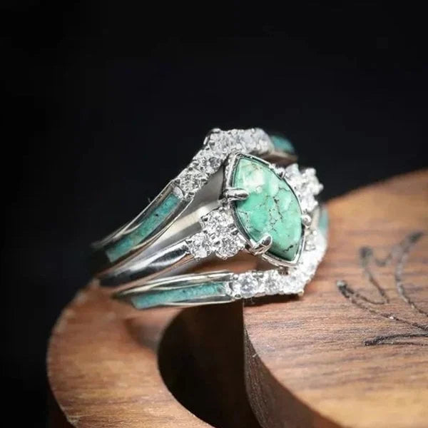 Exclusive Turquoise & Diamond Ring