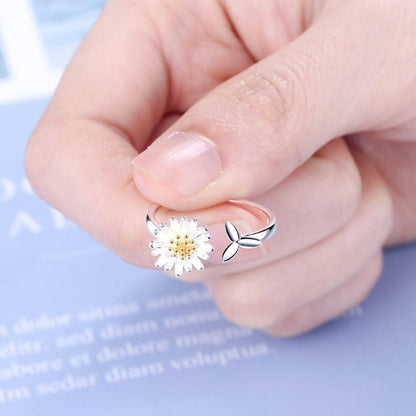 Joy - Adjustable Silver Sunflower Ring